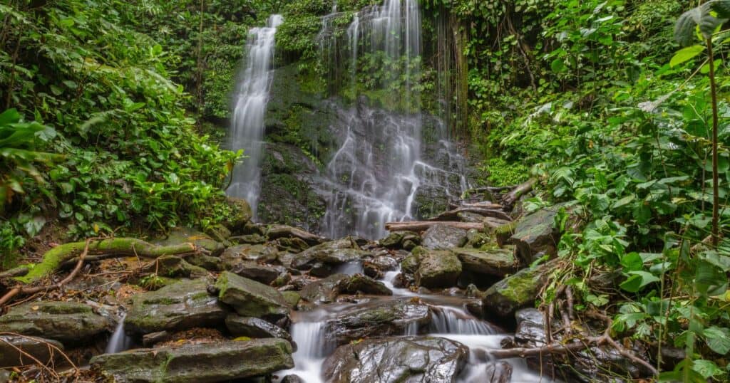 Costa Rica Tax Guide 2026: Territorial System, Income Tax Rates and Residency Explained